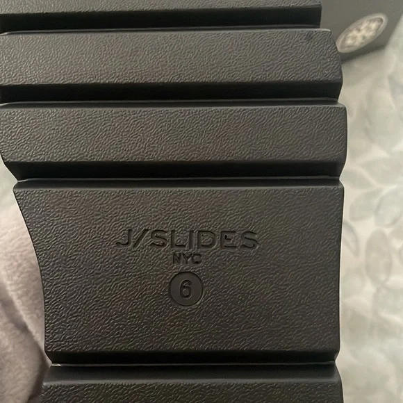 NWT J/SLIDES VICKY Black Leather Platform - Picture 16 of 16